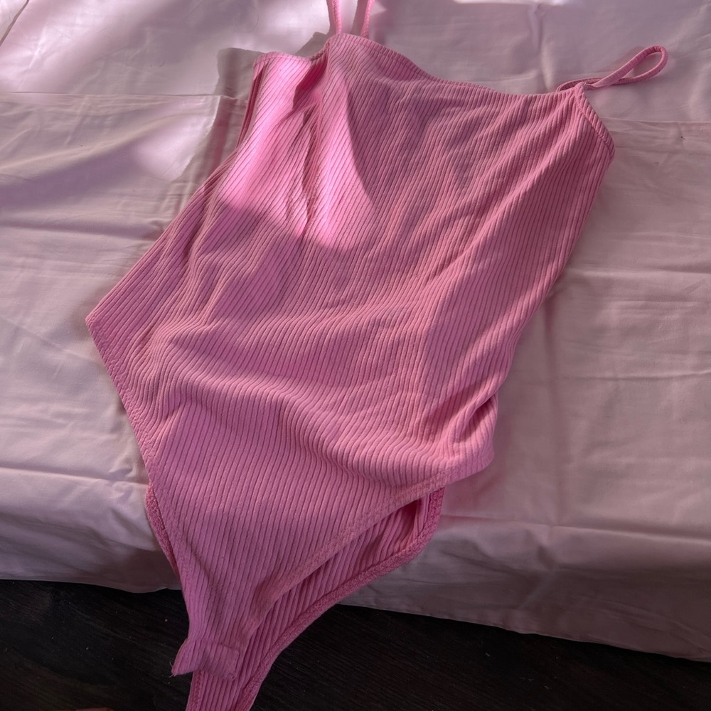 🩷PINK BODYSUIT🩷☁️